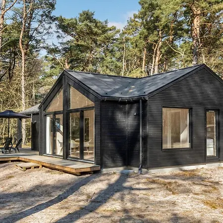 4 Bedroom Amazing In Neksø