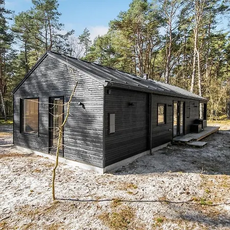 4 Bedroom Amazing In Ferienhaus *