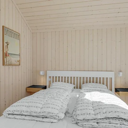 4 Bedroom Amazing In Ferienhaus *