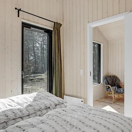 4 Bedroom Amazing In Neksø